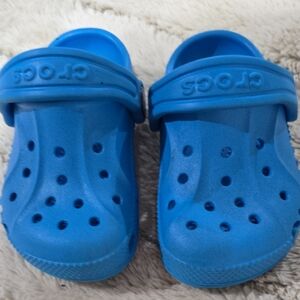 CROCS Kids Vibrant Blue Sandals
